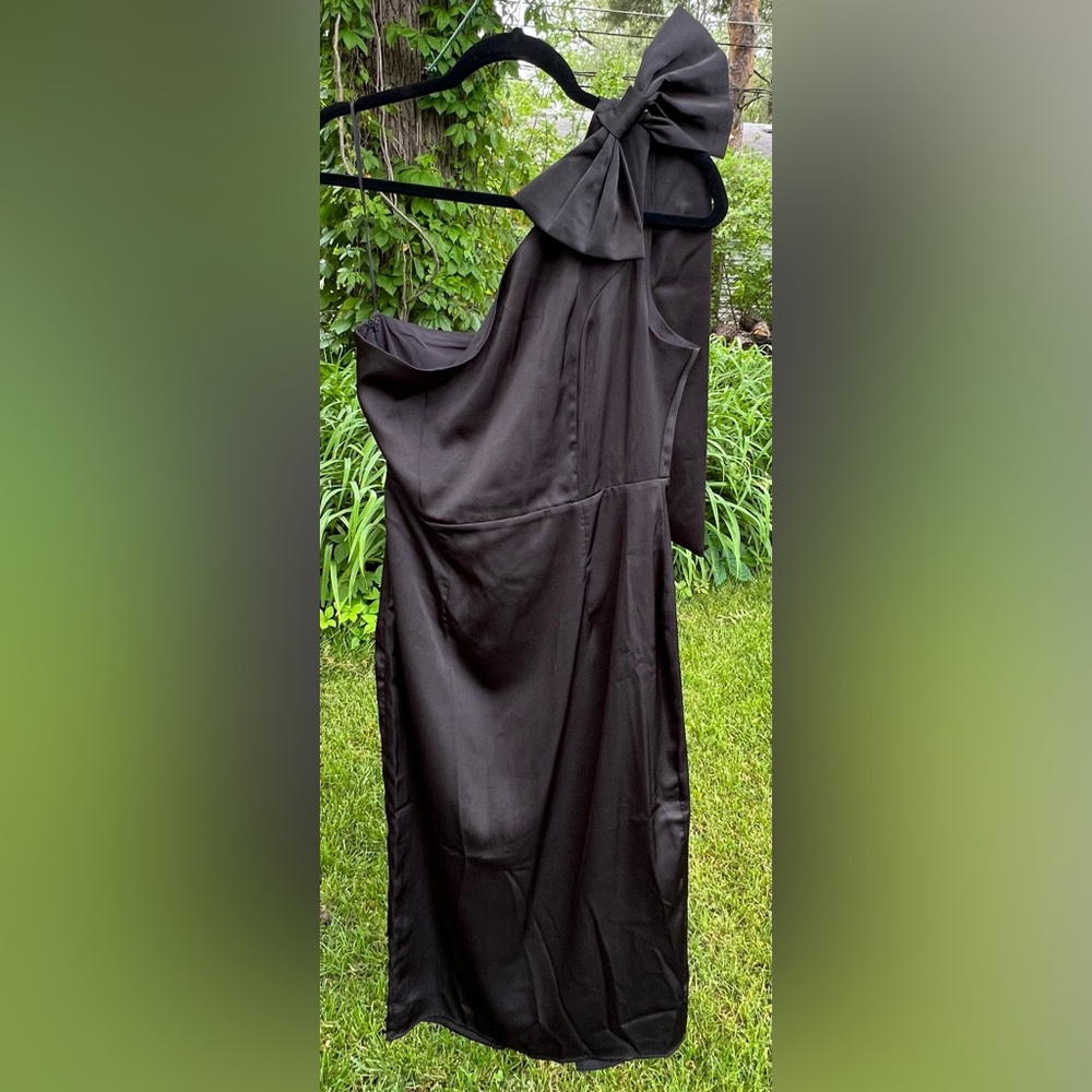 NWT New York & Company Black, One shoulder dress